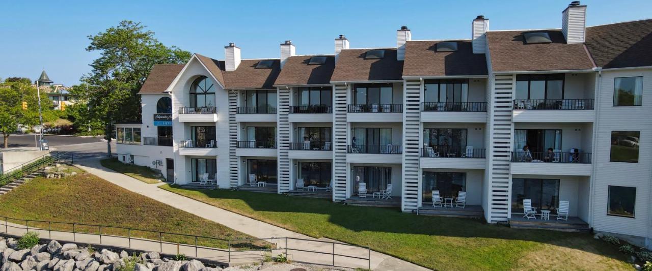 שארלוואה 359 Edgewater Inn מראה חיצוני תמונה